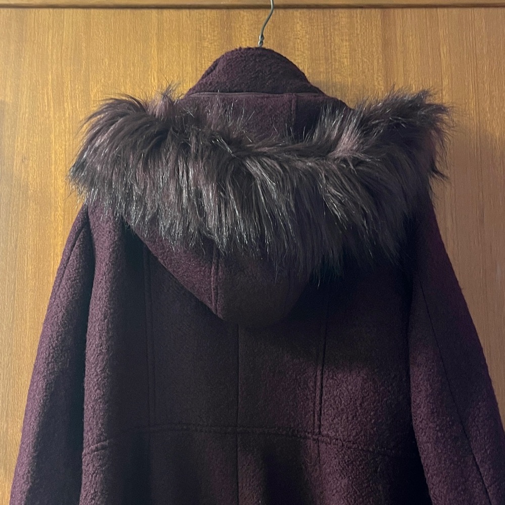 Liz Claiborne Double-Breasted Plum Coat with Fur Trimmed [zip-off] Hood - Picture 6 of 11